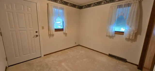 $249,000 | 313 3rd Avenue North, Emmons, MN 56029