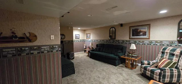 $249,000 | 313 3rd Avenue North, Emmons, MN 56029