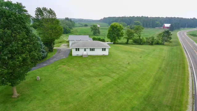 $389,900 | 7320 90th Street Southeast, Stewartville, MN 55976