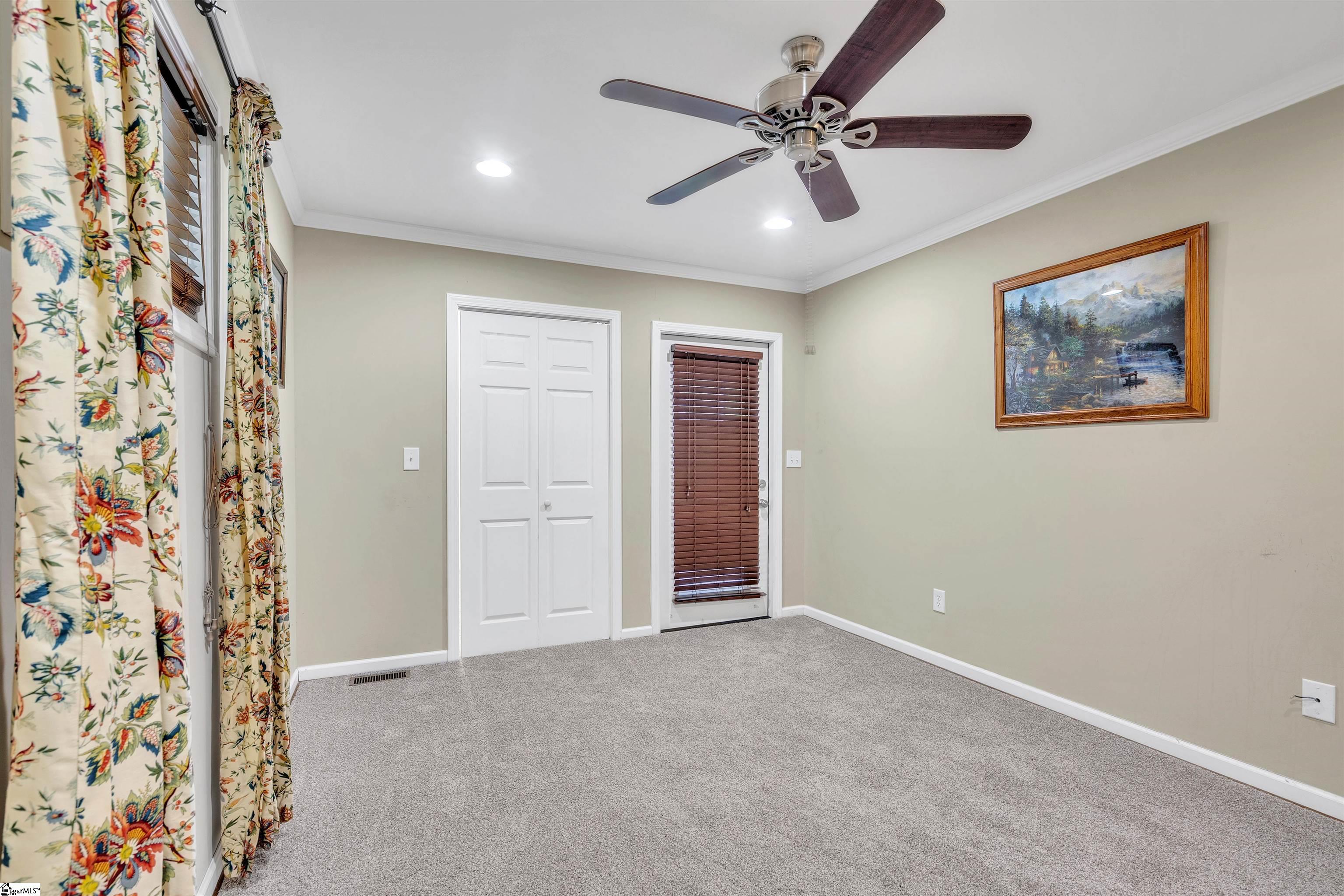 552 South Buckhorn Road Greenville, SC 29609 - Photo 20 of 32