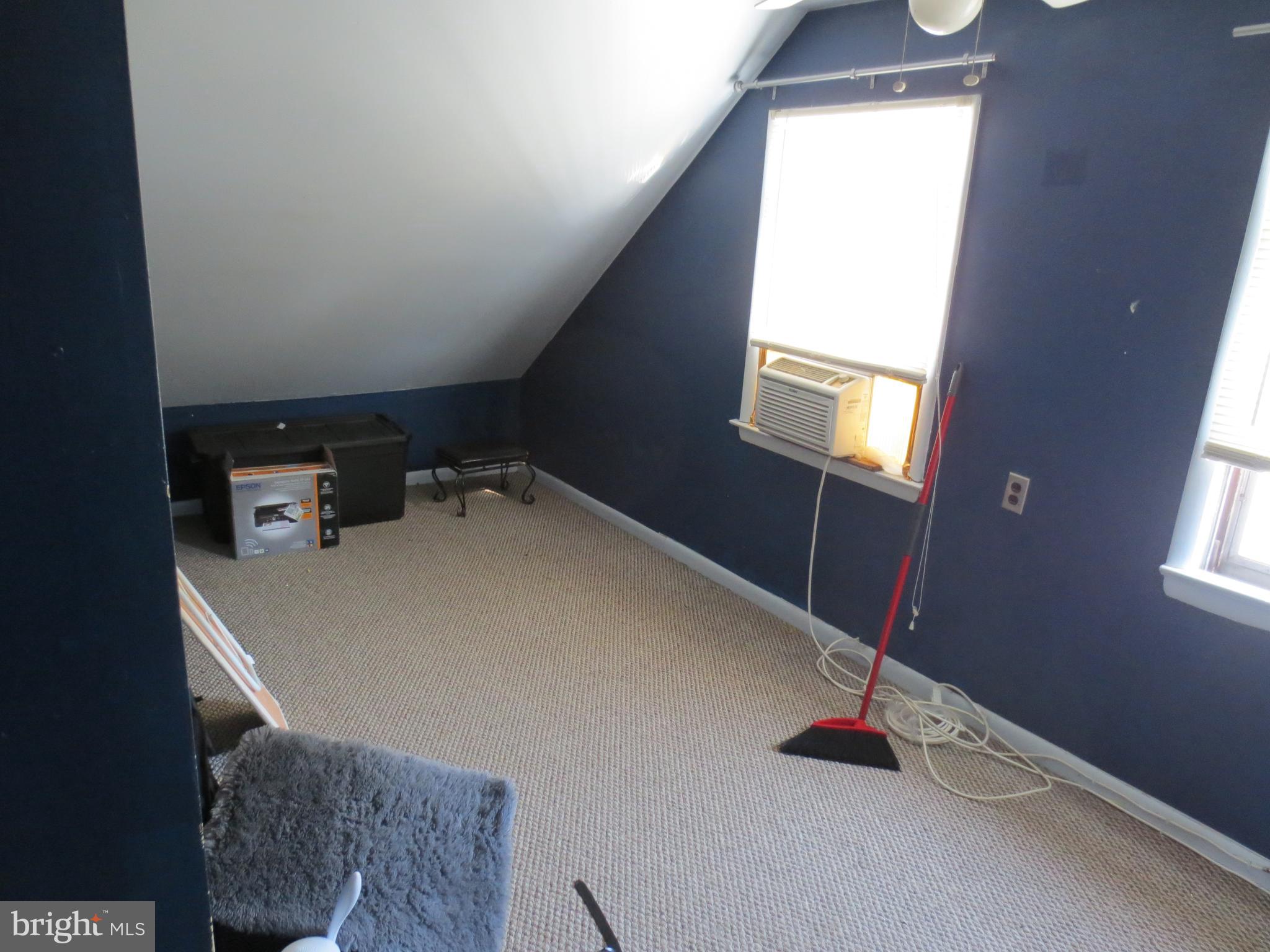 2313 Triebel Road Abington, PA 19001 - Photo 10 of 16 Gallery Image 10