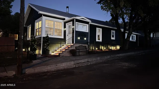 $459,900 | 401 South 1st Street, Williams, AZ 86046