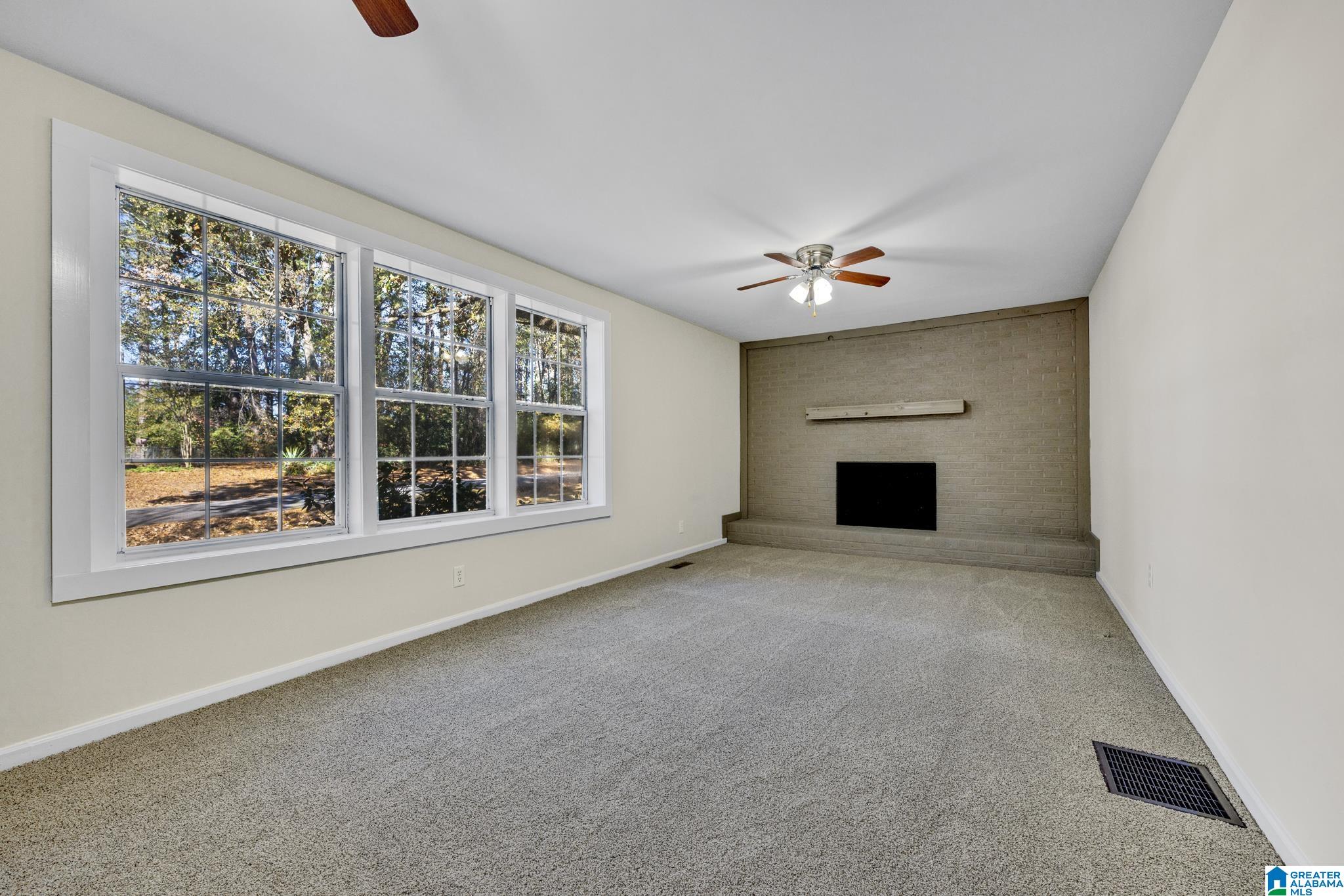 321 Redmayne Road Gardendale, AL 35071 - Photo 11 of 25