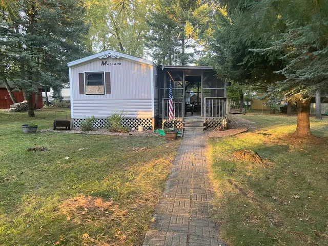 $45,000 | 8-89 Woodhaven Lakes, Sublette, IL 61367