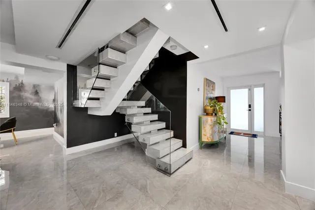 a view of entryway and hall