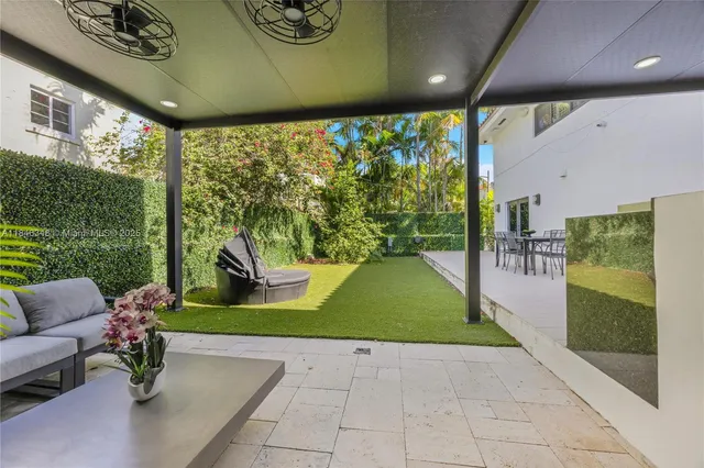 $2,295,000 | 1117 Alberca Street, Coral Gables, FL 33134