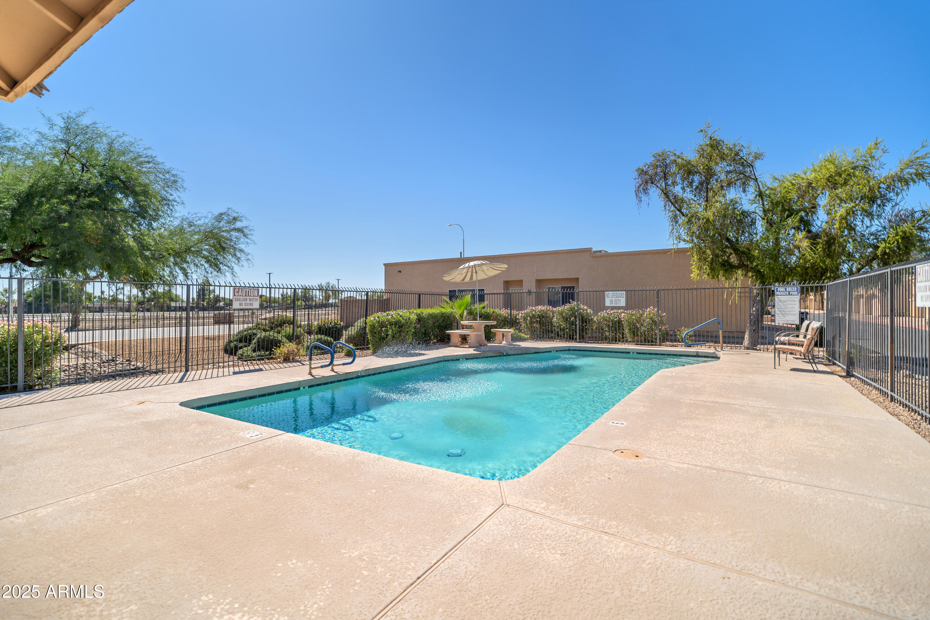 625 North Hamilton Street, Unit 41 Chandler, AZ 85225 - Photo 24 of 25 a view of a backyard
