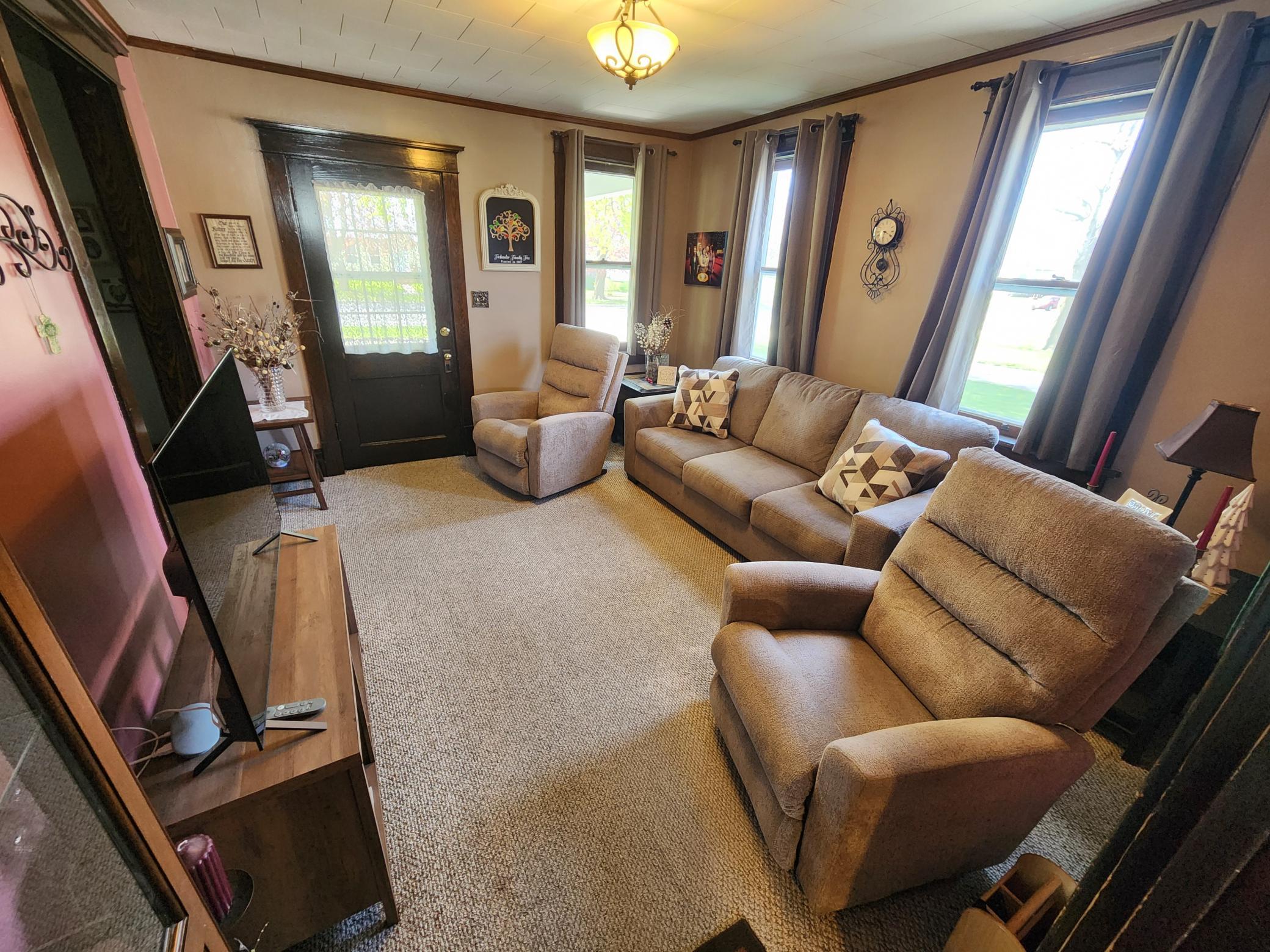 108 Bergen Street Northwest Adams, MN 55909 - Photo 5 of 36
