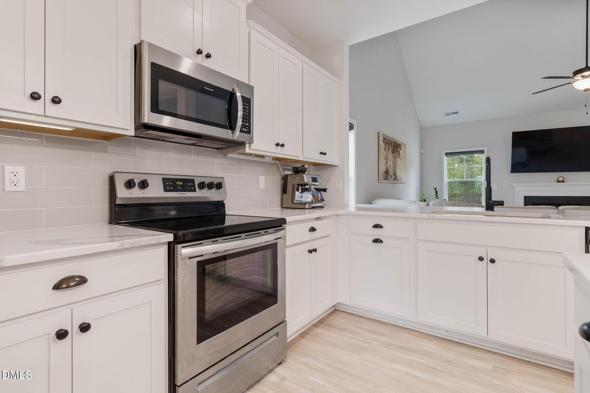 365 Timber Skip Drive Spring Lake, NC 28390 - Photo 10 of 41 9-web-or-mls-IMG_9486