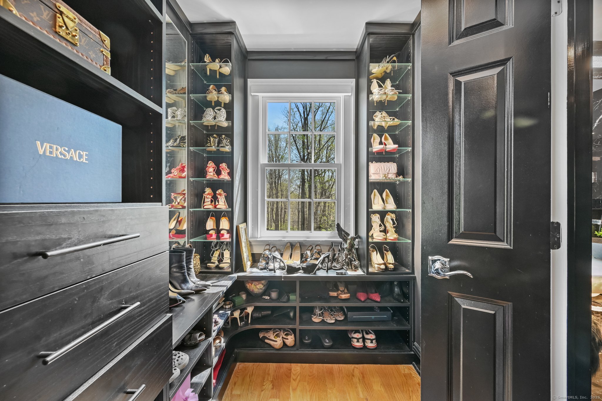 33 Cliffdale Road Greenwich, CT 06831 - Photo 25 of 40