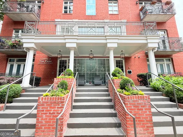 $2,900 | 206 11th Street Northeast, Unit 303, Atlanta, GA 30309