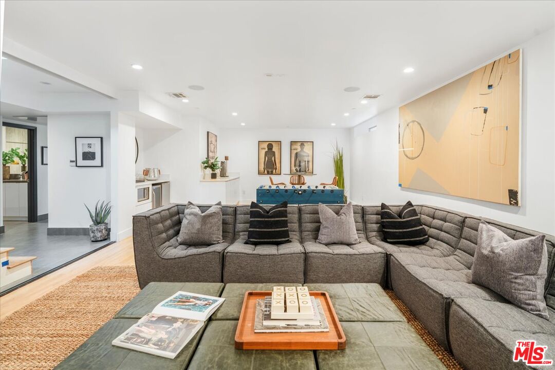 616 North Fuller Avenue Los Angeles, CA 90036 - Photo 34 of 68