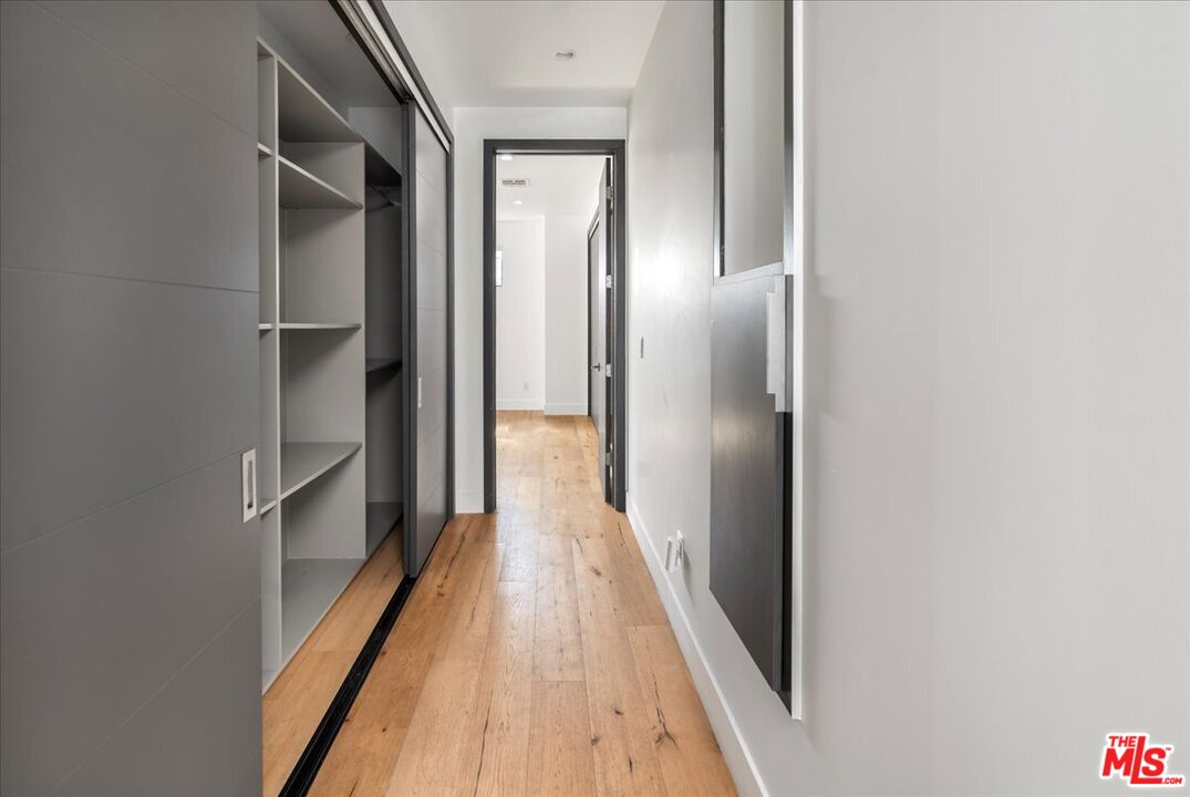 616 North Fuller Avenue Los Angeles, CA 90036 - Photo 39 of 68