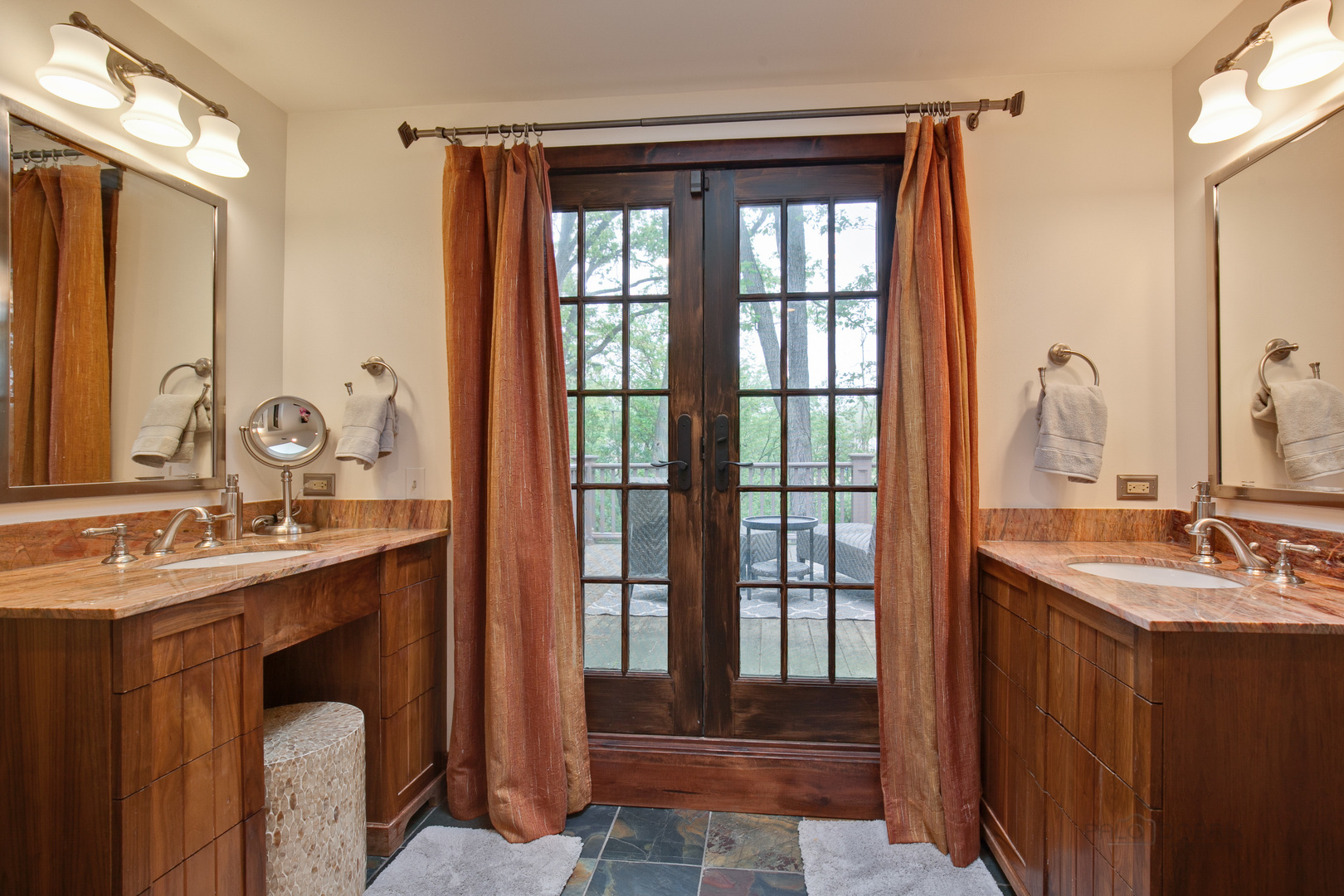 1286 North Sheridan Road Lake Forest, IL 60045 - Photo 16 of 38