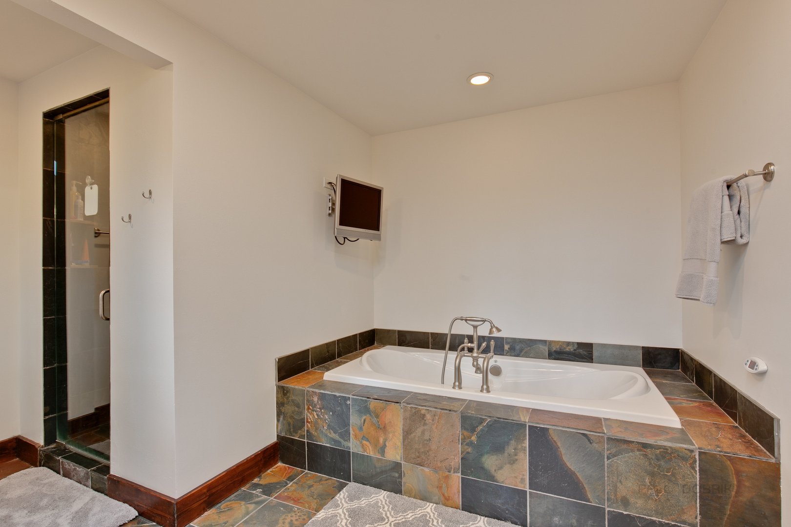 1286 North Sheridan Road Lake Forest, IL 60045 - Photo 17 of 38