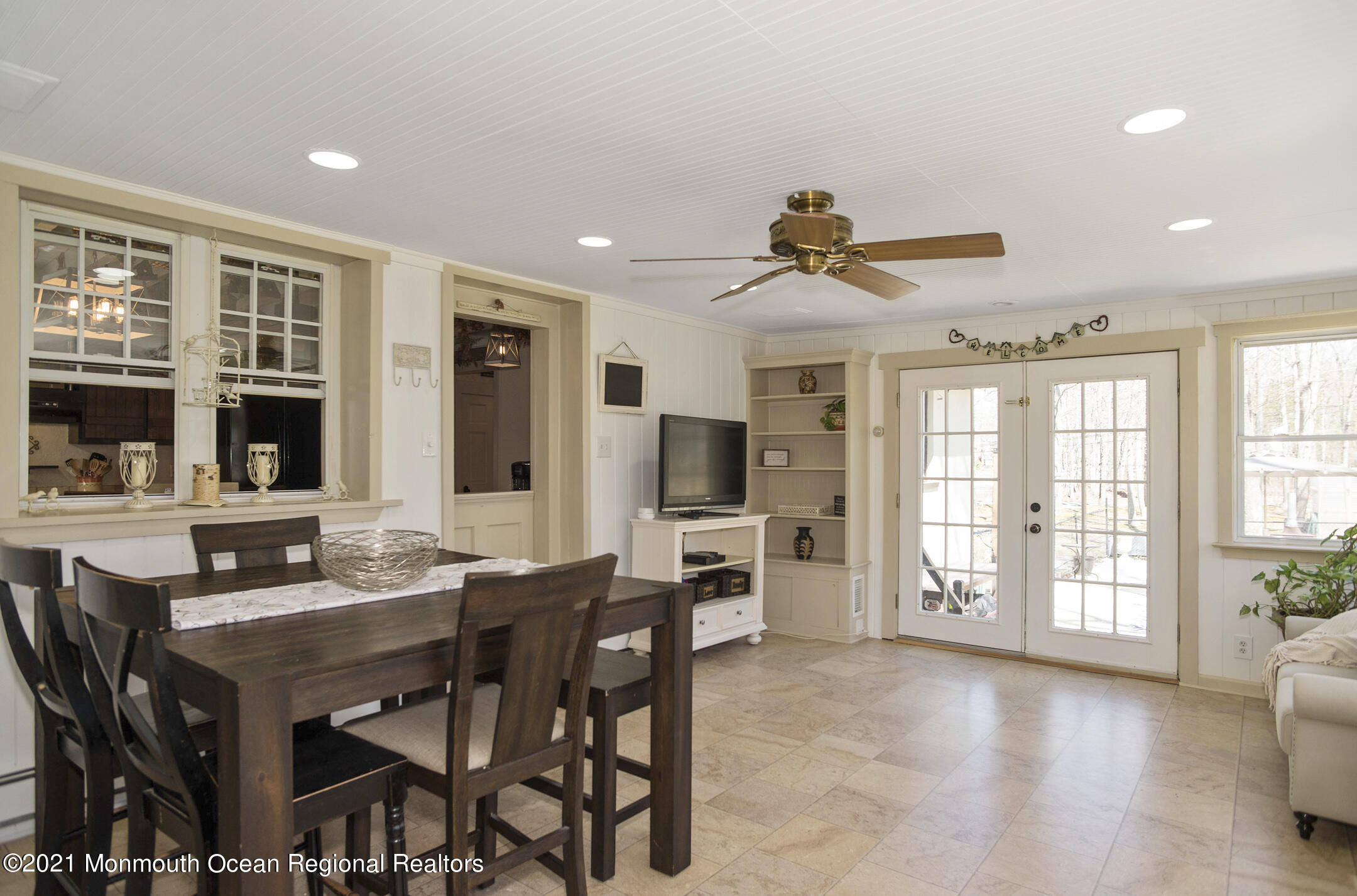511 Cerrina Road Jackson, NJ 08527 - Photo 20 of 46 a view of a dining room with furniture window and outside view
