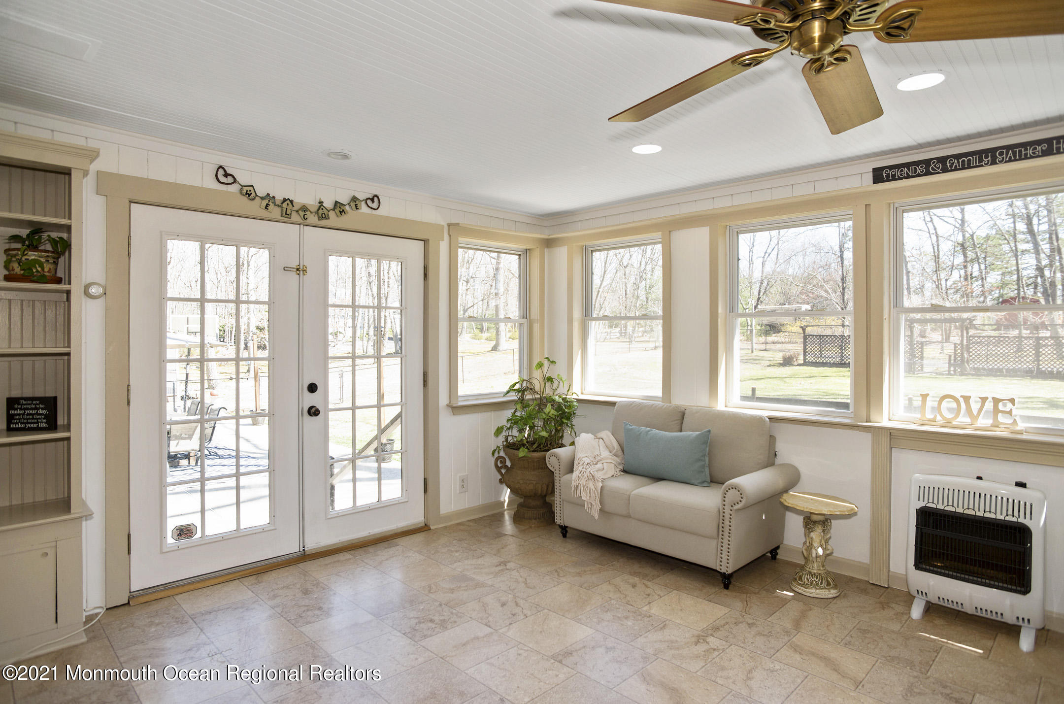 511 Cerrina Road Jackson, NJ 08527 - Photo 22 of 46 a living room with furniture and a floor to ceiling window