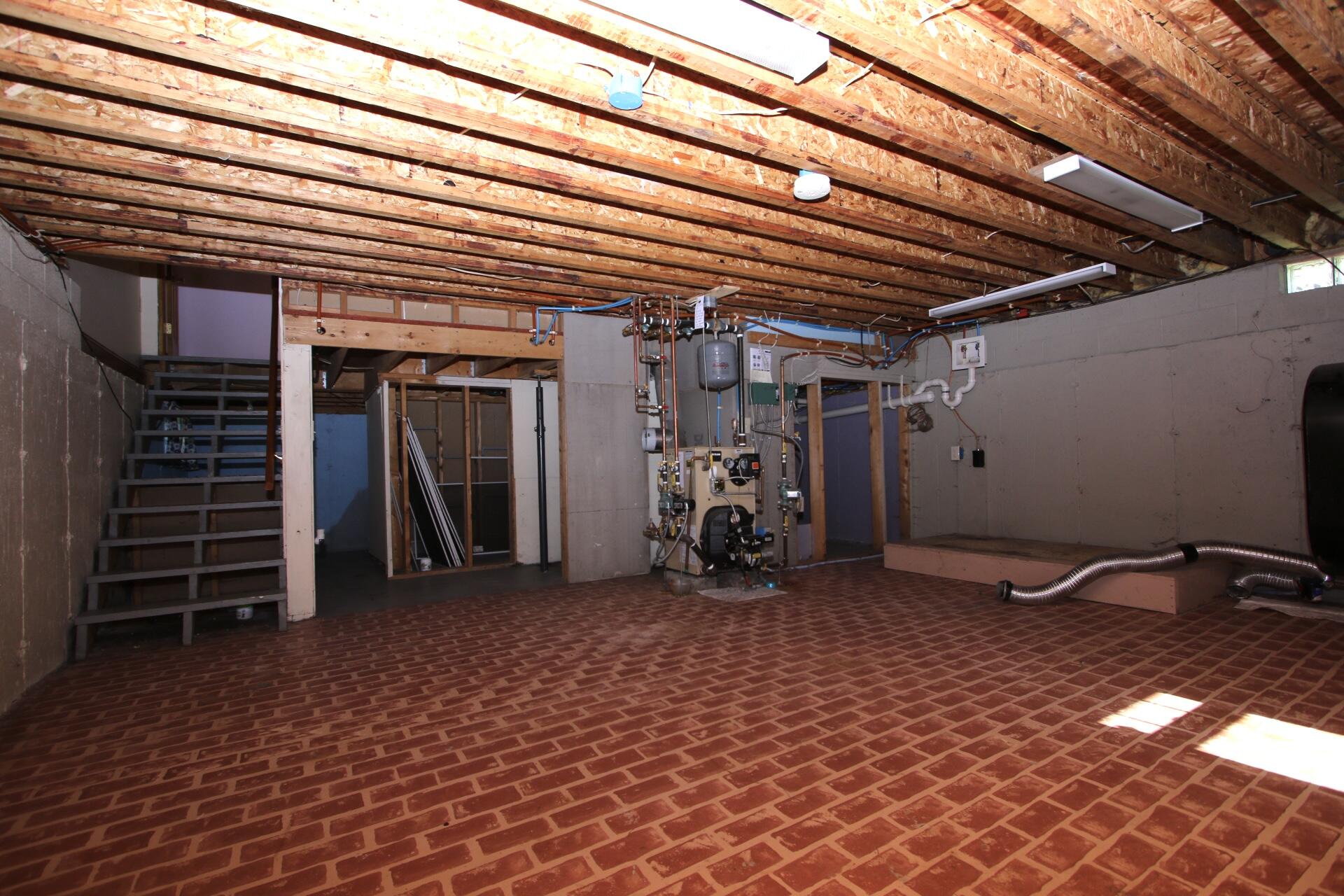 263 Burleigh Road Bangor, ME 04401 - Photo 33 of 50 IMG_0181