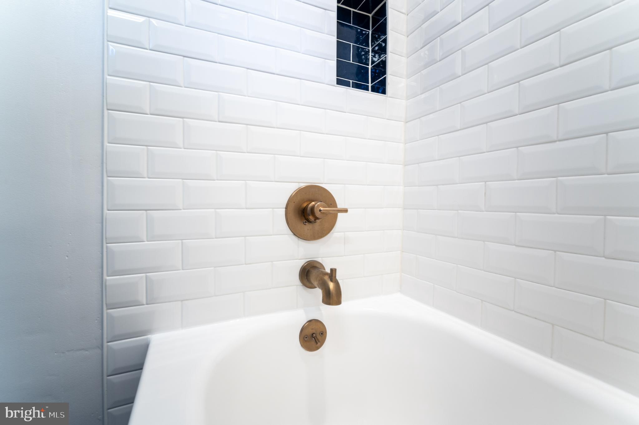 207 R Street Northwest, Unit 5 Washington, DC 20001 - Photo 20 of 22