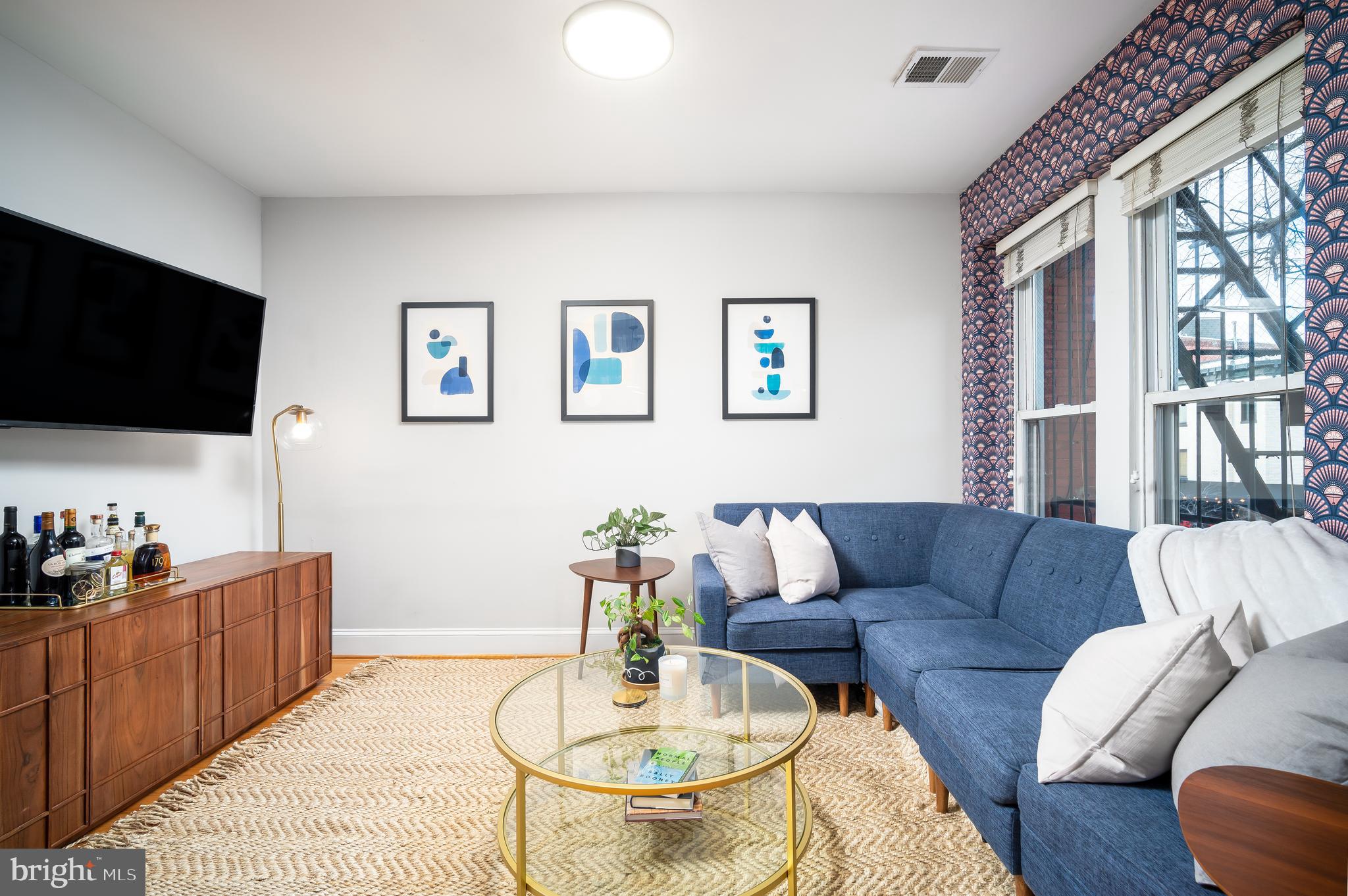 207 R Street Northwest, Unit 5 Washington, DC 20001 - Photo 7 of 22