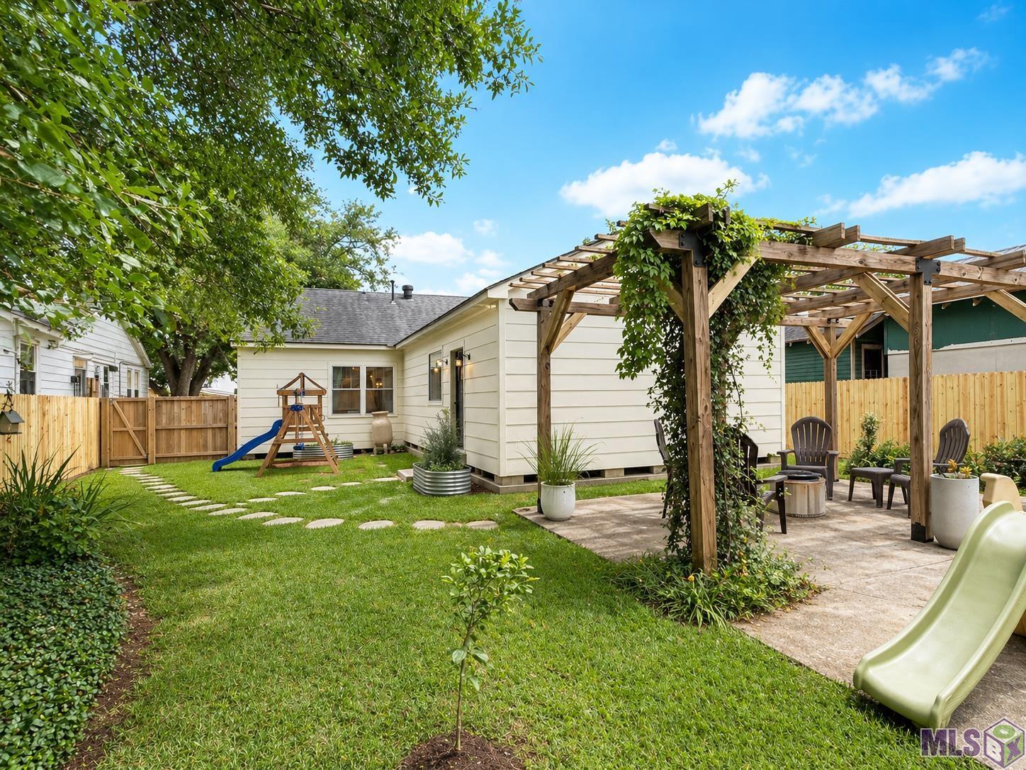 331 Hearthstone Drive Baton Rouge, LA 70806 - Photo 14 of 16