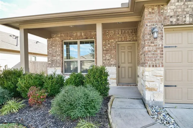 $1,775 | 11427 Barbican Court, Conroe, TX 77304