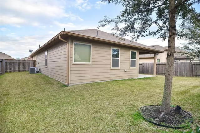 $1,775 | 11427 Barbican Court, Conroe, TX 77304