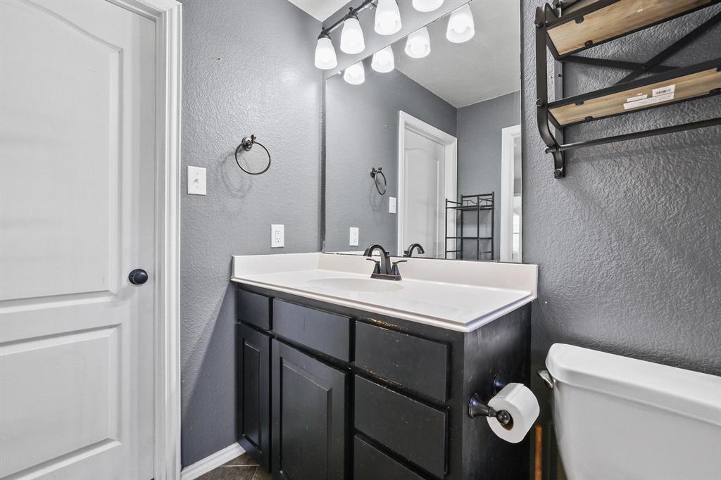 121 Sunset Lane Whitewright, TX 75491 - Photo 20 of 40