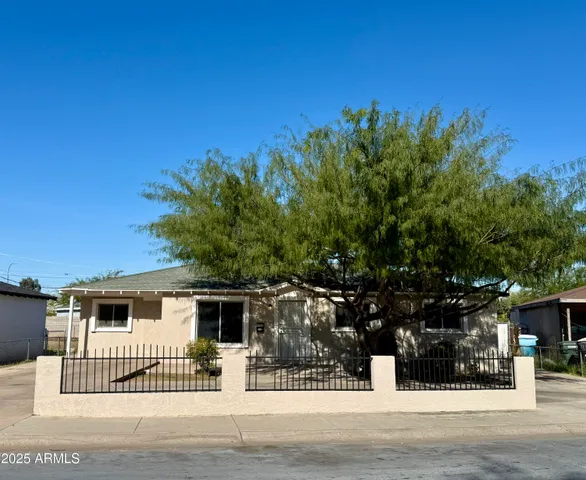 $325,000 | 4720 West Monterosa Street, Phoenix, AZ 85031