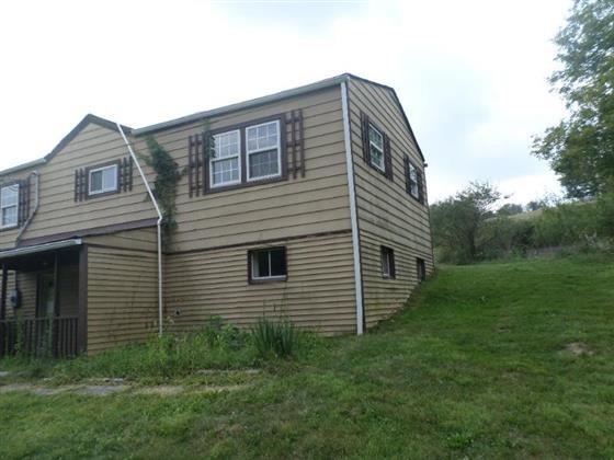 320 Moore Road Washington, PA 15301 - Photo 3 of 13