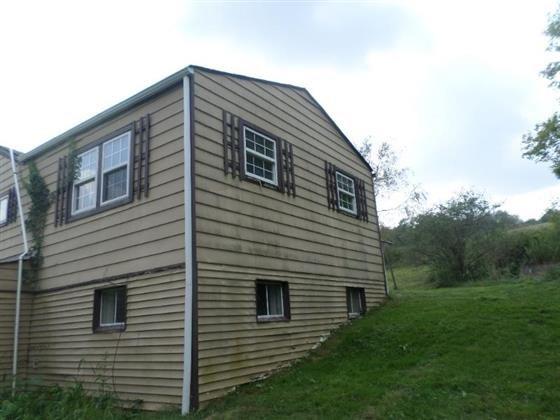 320 Moore Road Washington, PA 15301 - Photo 5 of 13