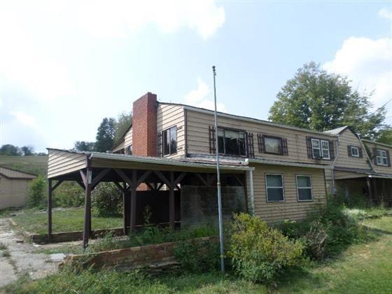 320 Moore Road Washington, PA 15301 - Photo 7 of 13