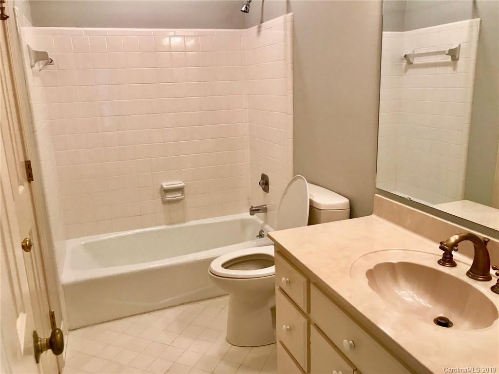 3326 Sharon Road, Unit 2 Charlotte, NC 28211 - Photo 11 of 33