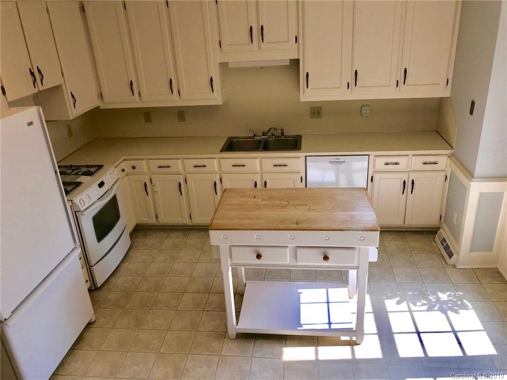 3326 Sharon Road, Unit 2 Charlotte, NC 28211 - Photo 12 of 33