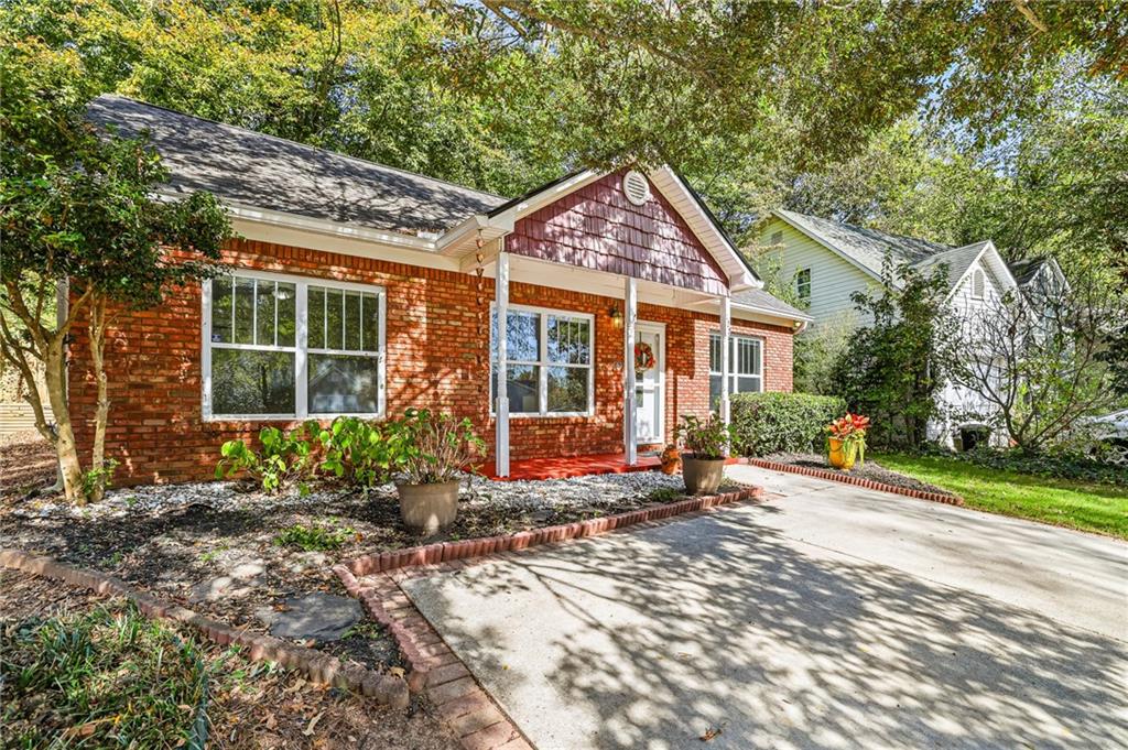 122 Mashburn Place Canton, GA 30114 - Photo 1 of 14