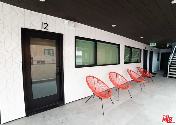 $3,750 | 14 Brooks Avenue, Unit 9, Venice, CA 90291