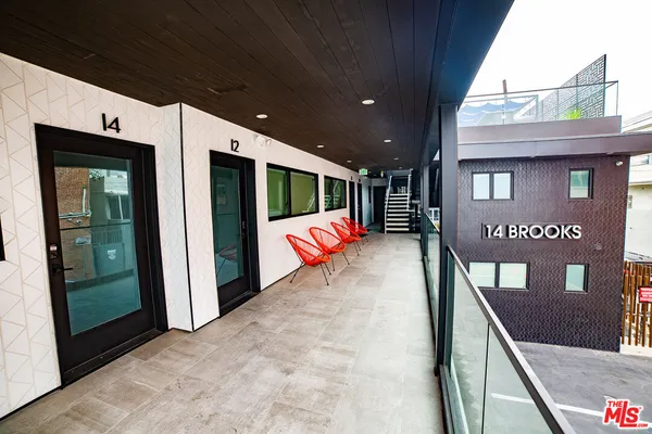 $3,750 | 14 Brooks Avenue, Unit 9, Venice, CA 90291