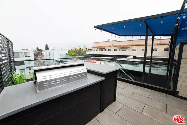 $3,750 | 14 Brooks Avenue, Unit 9, Venice, CA 90291