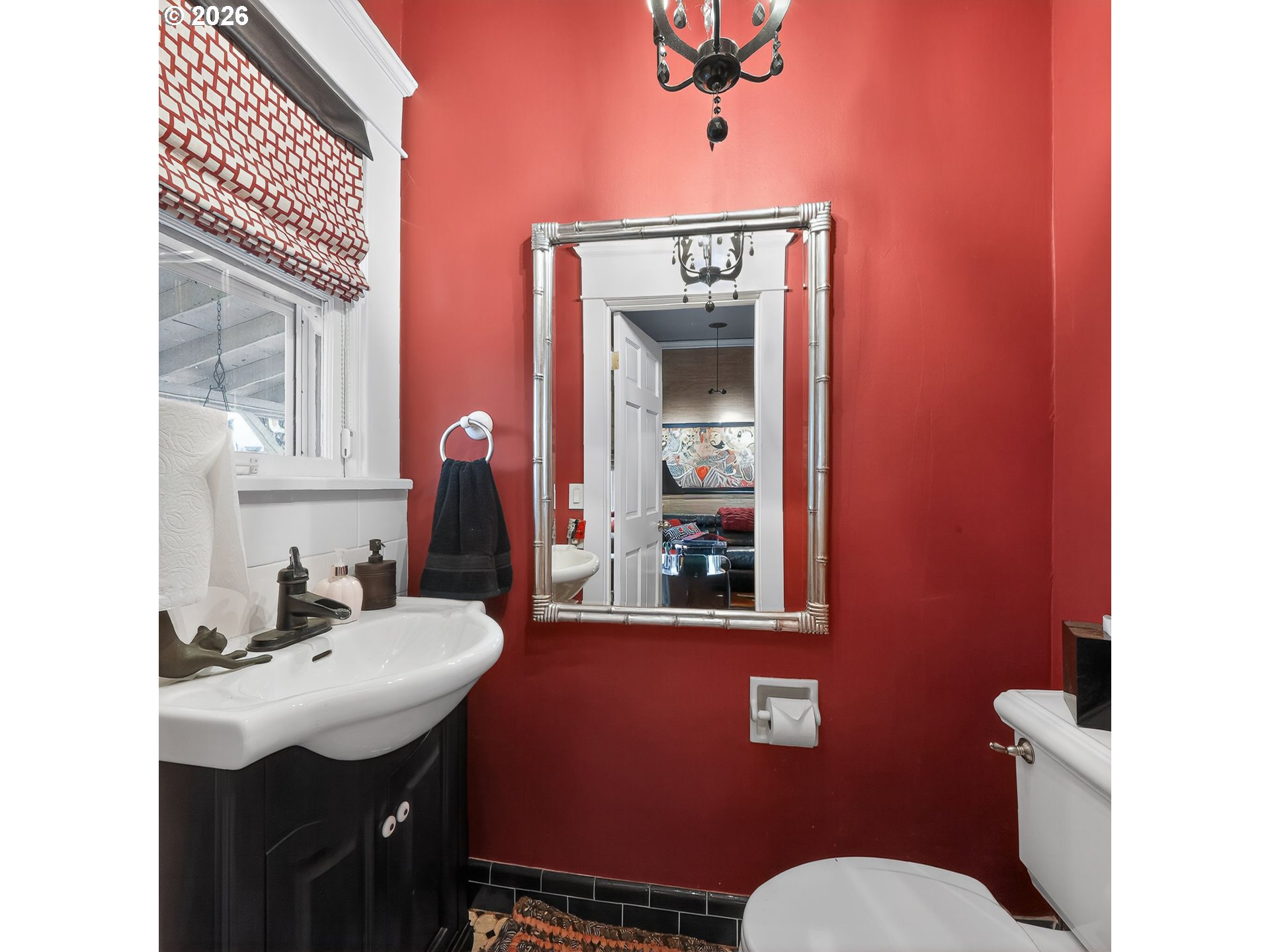 211 South 3rd Street Cottage Grove, OR 97424 - Photo 11 of 32