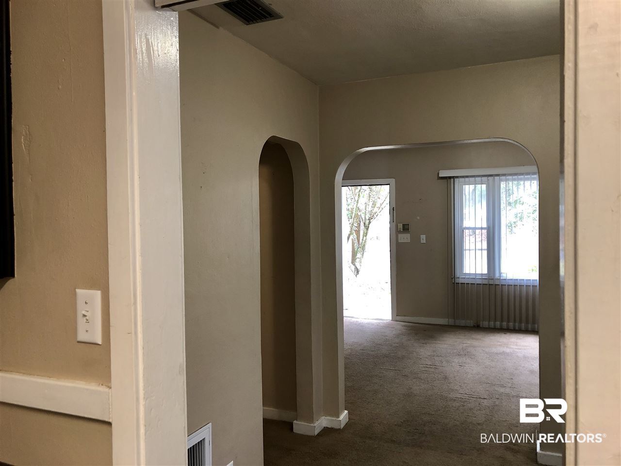 257 Wacker Lane North Mobile, AL 36608 - Photo 3 of 17