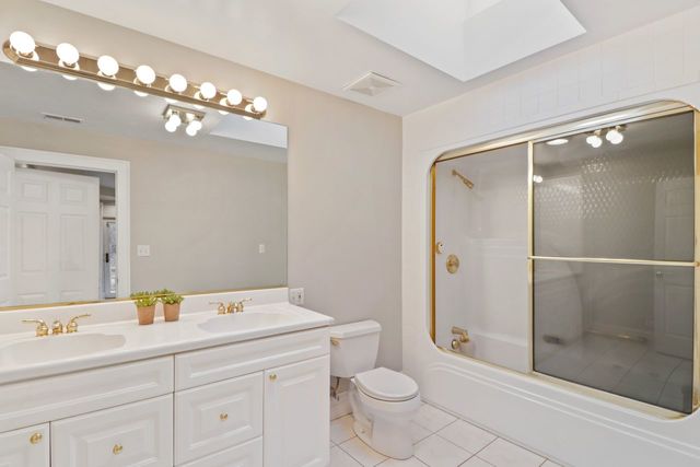 209 Millbridge Road Riverside, IL 60546 - Photo 14 of 42