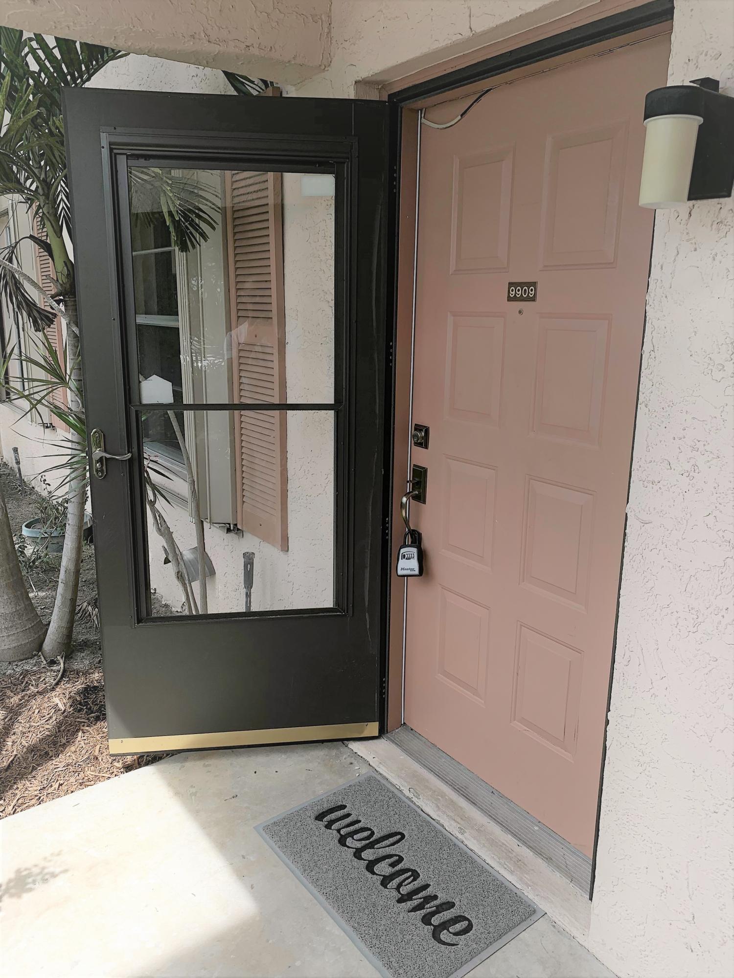 9909 Three Lakes Circle Boca Raton, FL 33428 - Photo 22 of 25 IMG_6610