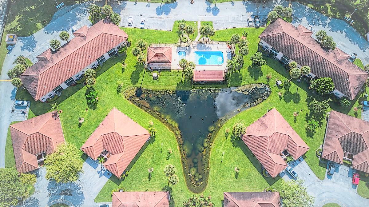 9909 Three Lakes Circle Boca Raton, FL 33428 - Photo 25 of 25 20190822170048074692000000-o