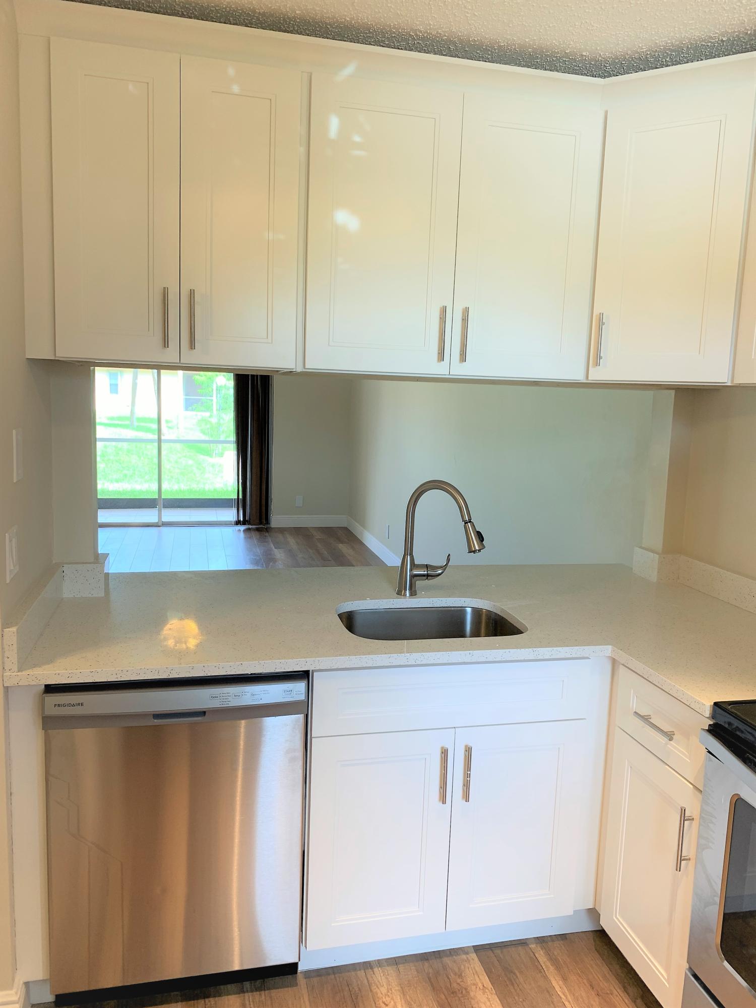 9909 Three Lakes Circle Boca Raton, FL 33428 - Photo 6 of 25 IMG_6619