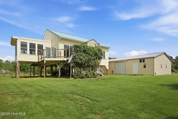 $450,000 | 39456 Highway 264, Belhaven, NC 27810