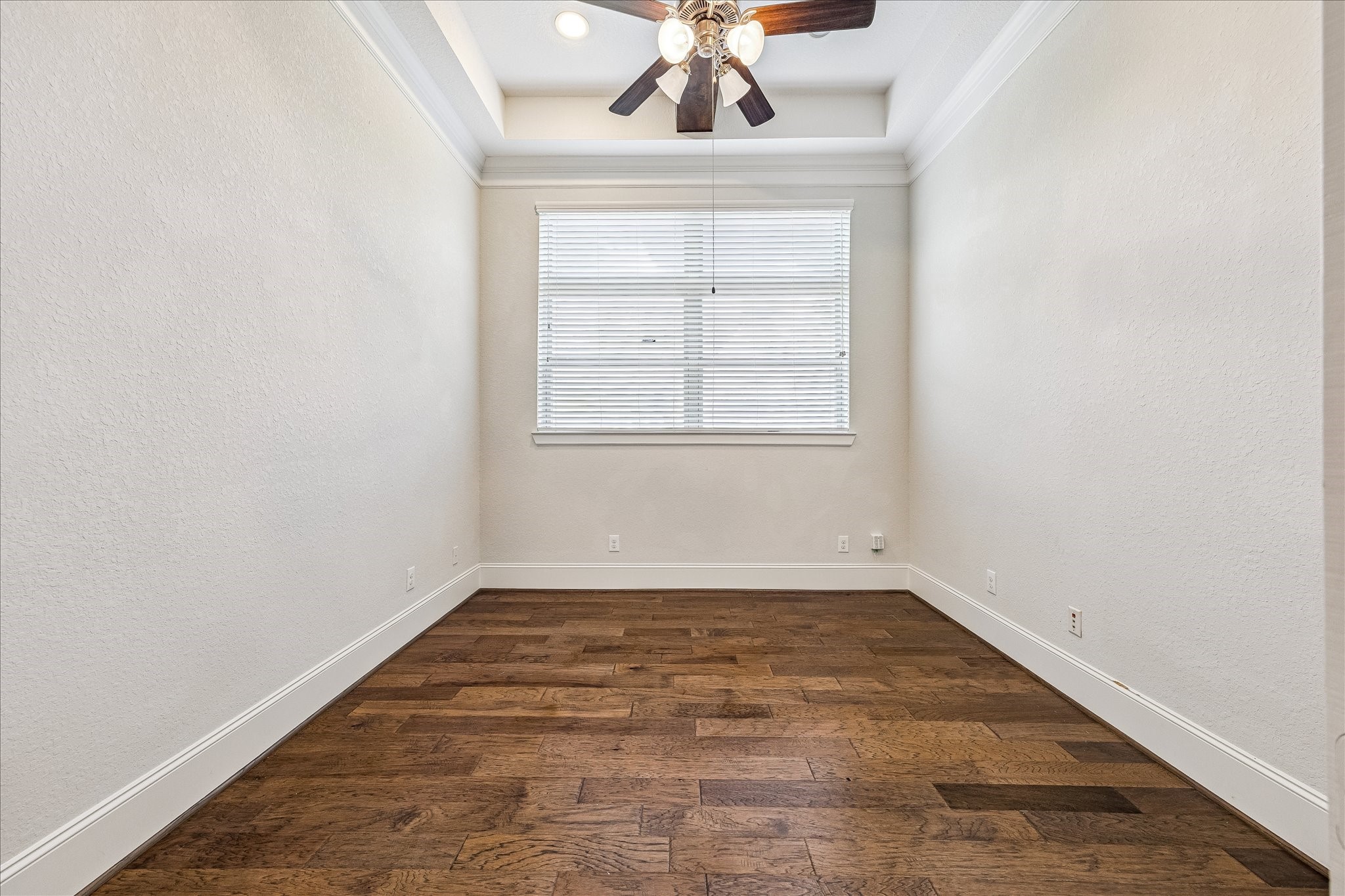1607 Pinot Circle Houston, TX 77055 - Photo 25 of 43