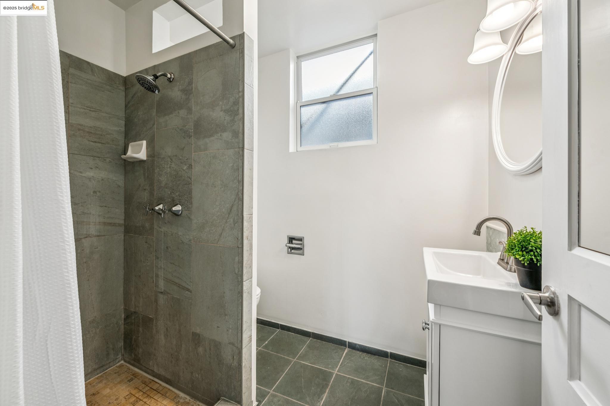 1005 Miller Avenue Berkeley, CA 94708 - Photo 22 of 60