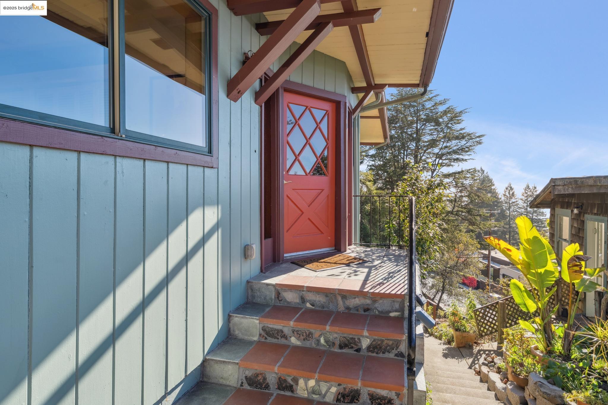 1005 Miller Avenue Berkeley, CA 94708 - Photo 3 of 60