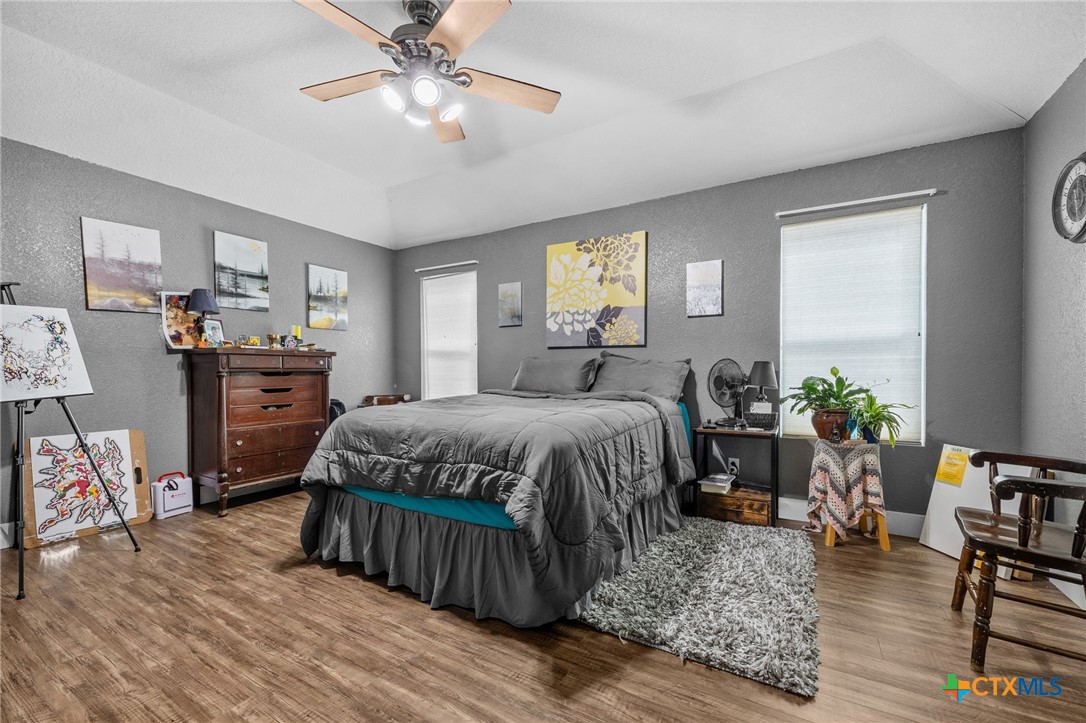 3208 Viewcrest Drive Killeen, TX 76549 - Photo 7 of 17 Primary Bedroom