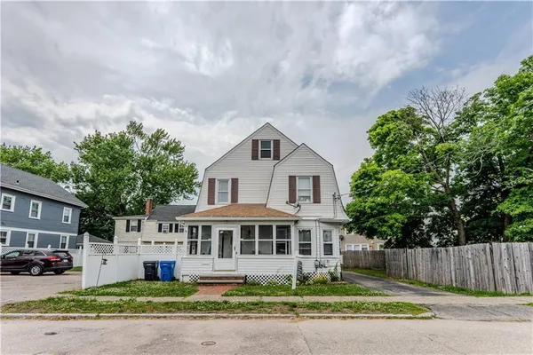$384,900 | 27 Cliffdale Avenue, Cranston, RI 02905